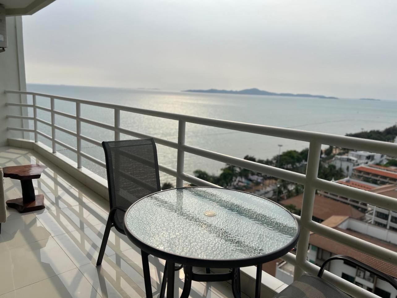 Viewtalay Beachfront By Nd Pattaya Eksteriør bilde
